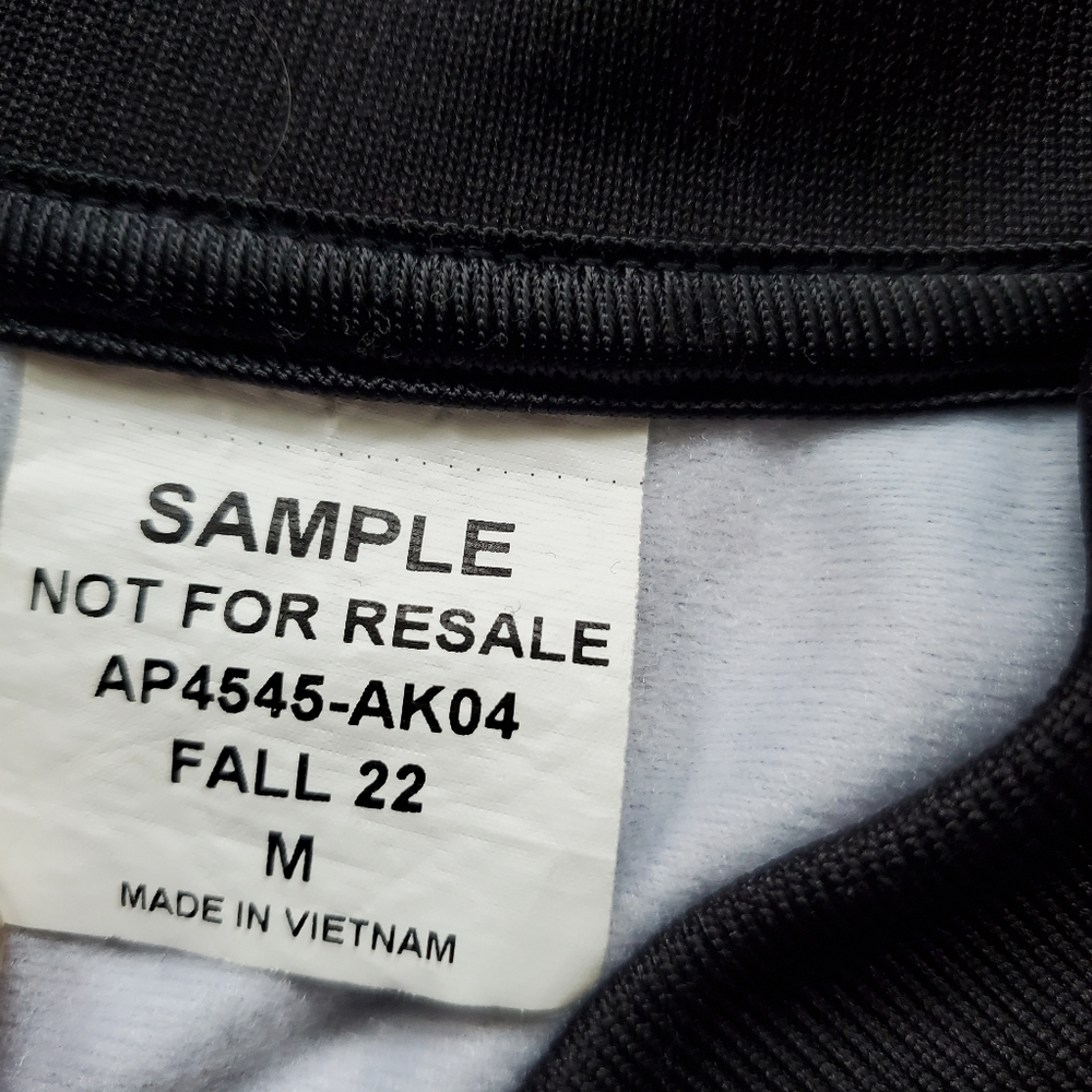 Adidas sample jacket SKU816 - Picture 3 of 3